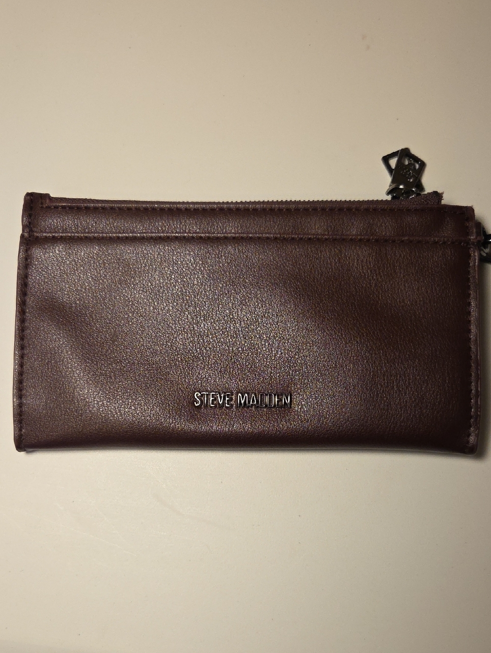 Steve Madden Women's Dark Burgandy Leather Zip Card Wallet with Silver Logo